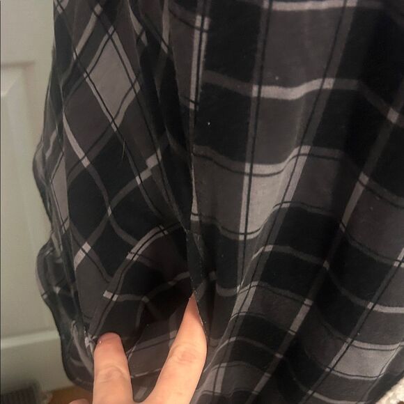 Matilda Jane Black and Gray Plaid Cardigan A - Picture 3 of 7